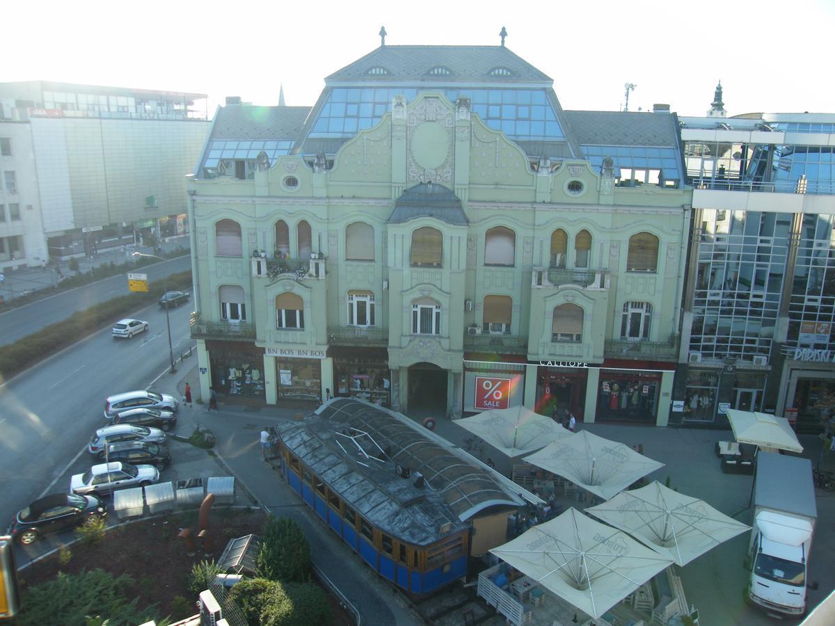 Hostel Nomad Novi Sad Eksteriør billede
