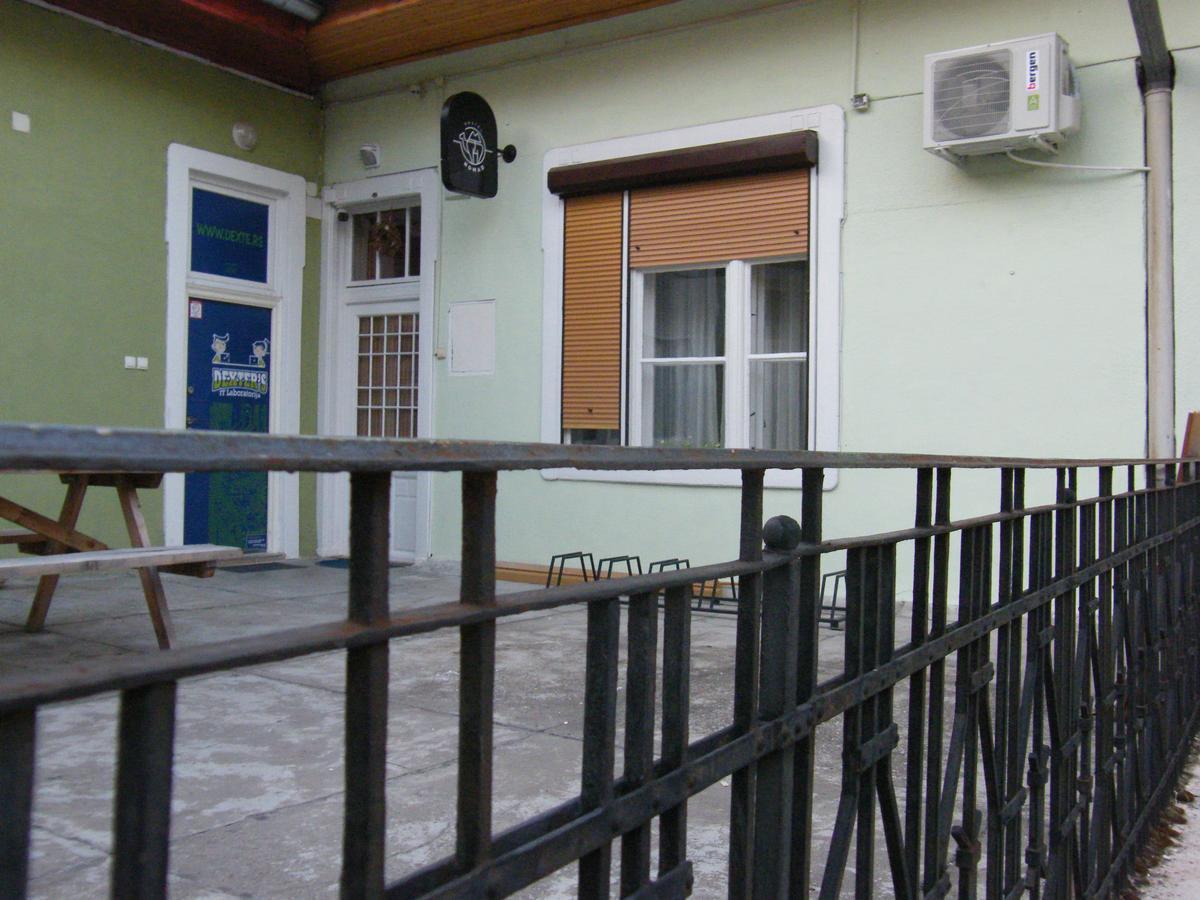 Hostel Nomad Novi Sad Eksteriør billede