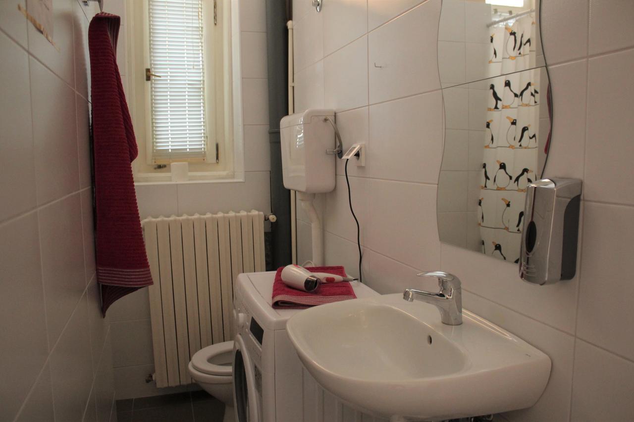 Hostel Nomad Novi Sad Eksteriør billede